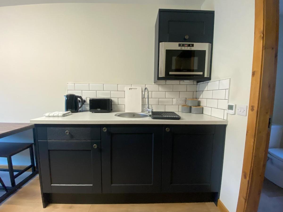 Ben Nevis Inn Rooms Fort William Esterno foto