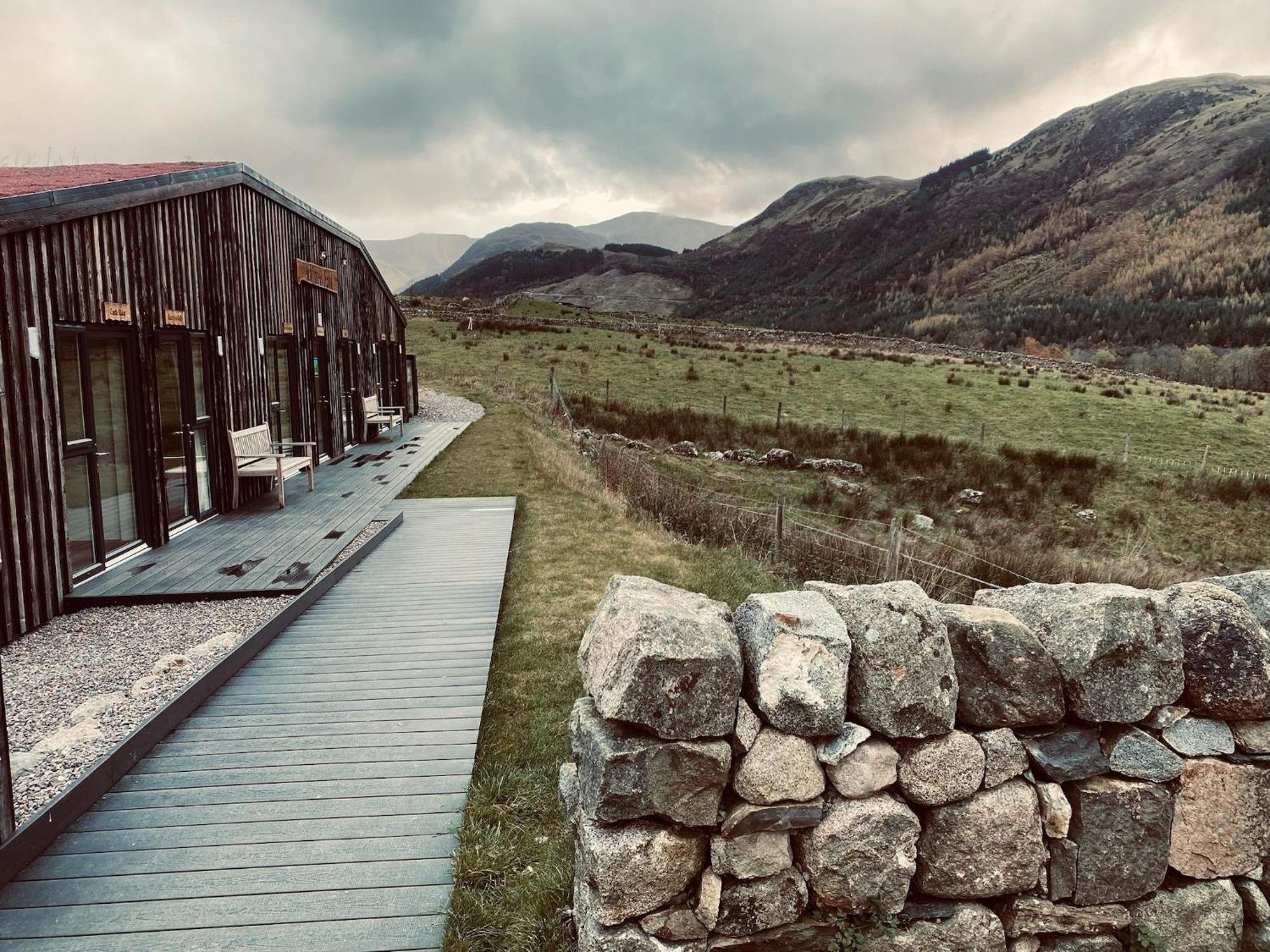 Ben Nevis Inn Rooms Fort William Esterno foto